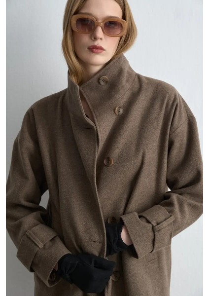 Dik Yakalı Yün Kaban - Vizon