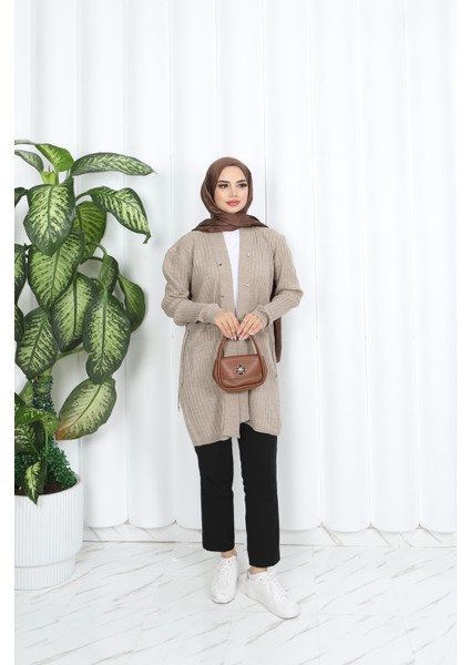 Kuşgözü Detaylı Bağcıklı Hırka