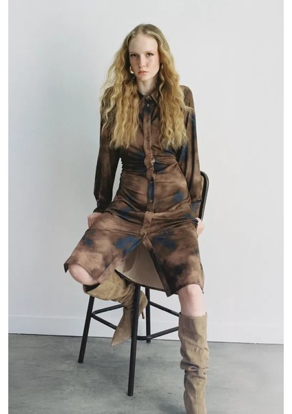 Batik Desenli Suni Süet Uzun Elbise - Haki