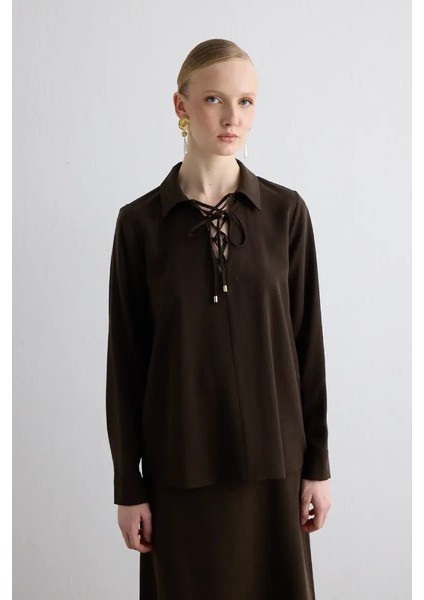 Yakası Bağcıklı Lyocell Bluz - Kahverengi