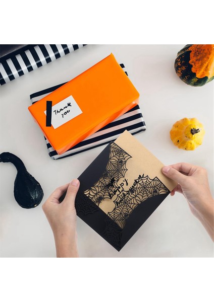 10PCS Cadılar Bayramı Davetiyeleri Kartı Hollow Korku Partisi Davetiyeleri Kartlar Bowknots (Siyah) ile Spiderweb Tasarım Kartları (Yurt Dışından) modelleri