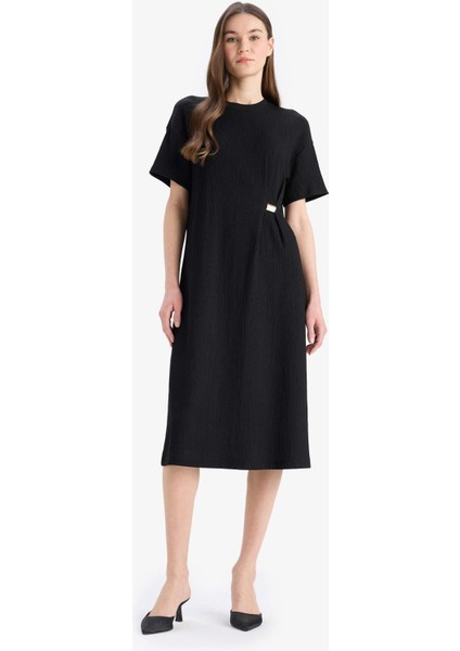 Regular Fit Bisiklet Yaka Basic Düz Bürümcük Kısa Kollu Midi Yazlık Elbise