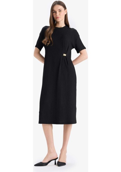 Regular Fit Bisiklet Yaka Basic Düz Bürümcük Kısa Kollu Midi Yazlık Elbise