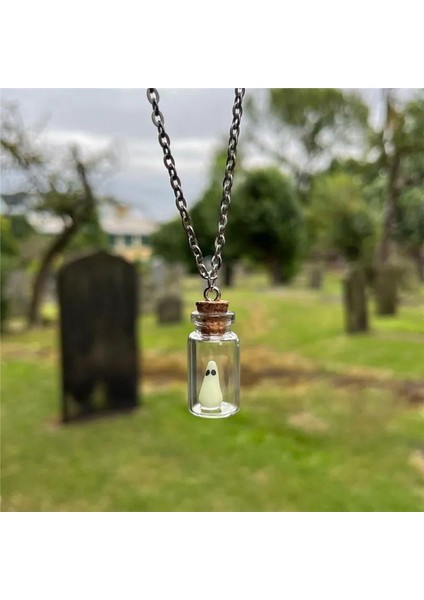 Karanlıkta Parıldayan Bir Hayalet Kolye - Sevimli Cadılar Bayramı Mücevherleri Benimseyin. Evcil Hayalet (Yurt Dışından) modelleri