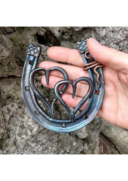 El Yapımı At Nalı, Dökme At Nalı Duvar Dekoru, Iyi Şanslı At Nalı, Elle Dökme At Nalı Aşk Duvar Dekor (Yurt Dışından) fırsatları