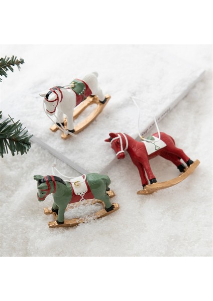 Yeni Üç Boyutlu Sallanan At Küçük Kolye Ağaç Dekorasyon Kolye Retro Dekorasyon Yeşil+Kırmızı+Beyaz (Yurt Dışından) fırsatları