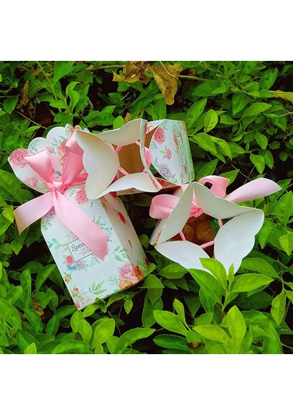 50 Adet Çiçek Desen Şeker Kutuları Düğün Gelin Duş Bebek Doğum Günü Partisi Iyilik Hediye Kutusu 50PCS ile Açık Pembe Kurdele (Yurt Dışından) modelleri