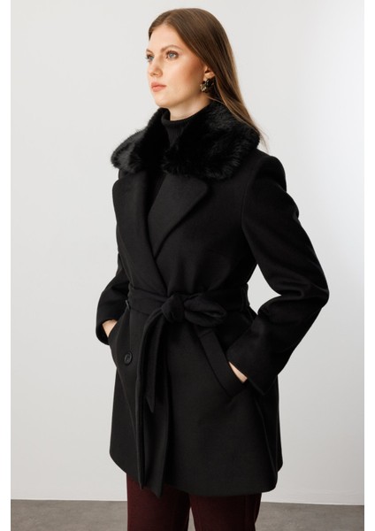 Yakası Kürklü Büyük Beden Kaban 6333-26K modelleri