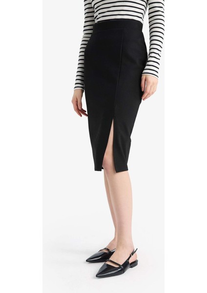 Basic Düz Normal Bel Yırtmaçlı Midi Kalem Etek Y6466AZ25SP