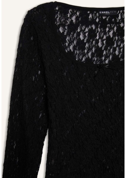 Yuvarlak Yaka Fitted Dantel Uzun Kollu Bluz E7614AX25SP