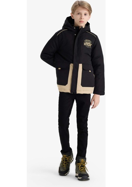 Erkek Çocuk Su İtici Kapüşonlu Fermuarlı Mont E9357A825WN