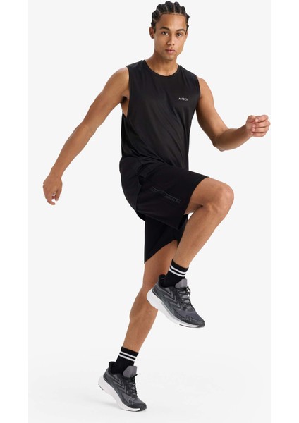 Fit Hızlı Kuruyan Standart Fit Sporcu Bisiklet Yaka Baskılı Atlet