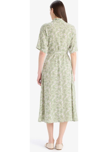 A Kesim Gömlek Yaka Desenli Bağcıklı Kısa Kollu Midi Elbise D4575AX25SP