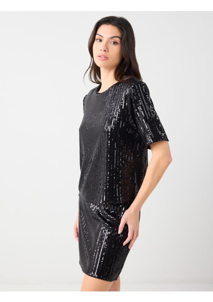 Siyah Rahat Kesim Yuvarlak Yaka Payetli Örme Bluz