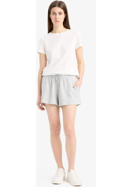 Regular Fit Beli Bağcıklı Normal Bel Düz Paça Şort C7600AX25SM