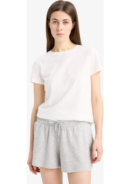 Regular Fit Beli Bağcıklı Normal Bel Düz Paça Şort C7600AX25SM