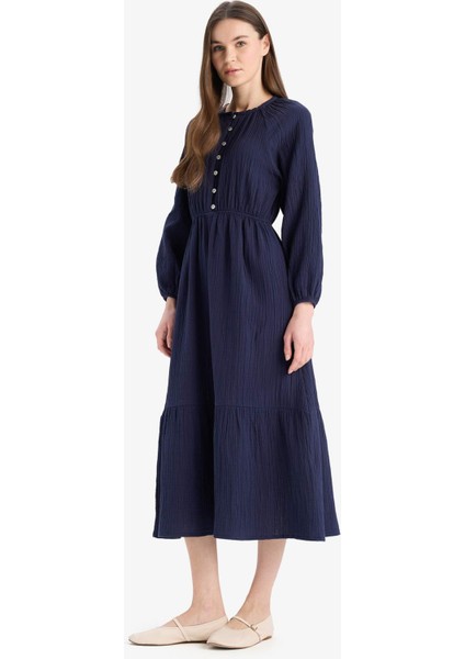 Relax Fit Bisiklet Yaka Müslin Uzun Kollu Maxi Elbise D0570AX25SM