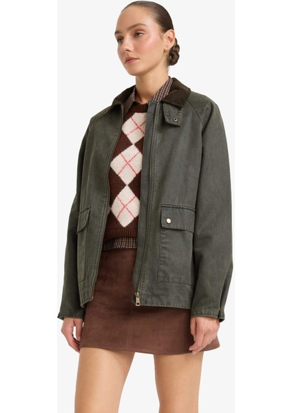 Su Geçirmez Relax Fit Kontrast Yaka Fermuarlı Mont E8624AX25AU