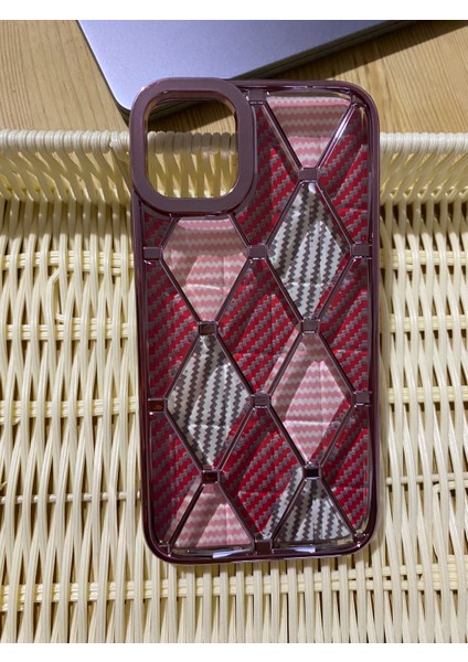 iPhone 11 Için Ultra Şık Pembe Detaylı Şeffaf ve Çift Kullanımlı Kılıf fiyatları
