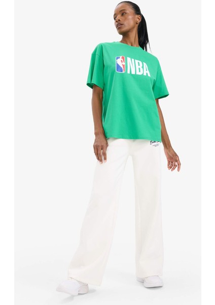 NBA Wordmark Oversize Geniş Kalıp Bisiklet Yaka Kısa Kollu Tişört X2993AZ25SM