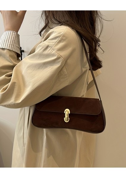 Noria Tek Omuz Askılı Süet Özel Kilit Sistemli Kadın Baget El Kol Omuz Çantası indirimleri