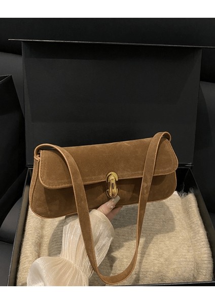 Noria Tek Omuz Askılı Süet Özel Kilit Sistemli Kadın Baget El Kol Omuz Çantası fiyatları