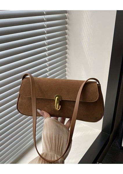 Noria Tek Omuz Askılı Süet Özel Kilit Sistemli Kadın Baget El Kol Omuz Çantası fırsatları