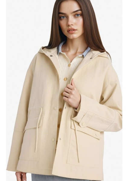 Regular Fit Kapüşonlu Çıtçıtlı Cepli Yağmurluk E8563AX25AU