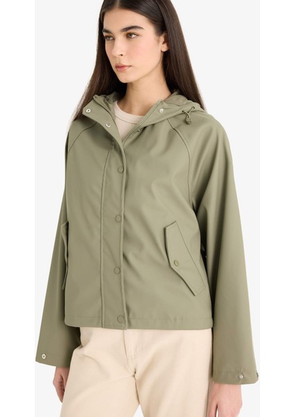 Regular Fit Kapüşonlu Suni Deri Yağmurluk E8552AX25AU