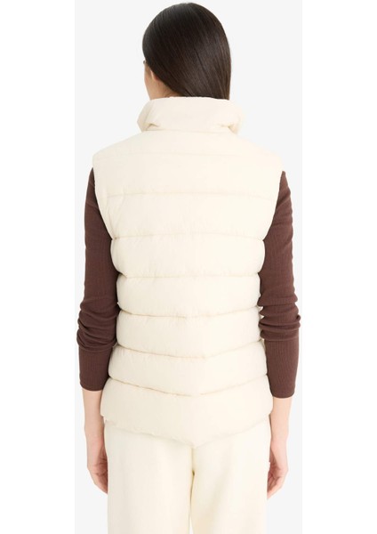 Su Geçirmez Fermuarlı Şişme Yelek E8587AX25AU