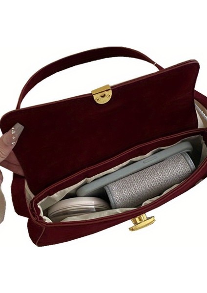 Noria Tek Omuz Askılı Süet Özel Kilit Sistemli Kadın Baget El Kol Omuz Çantası fiyatları