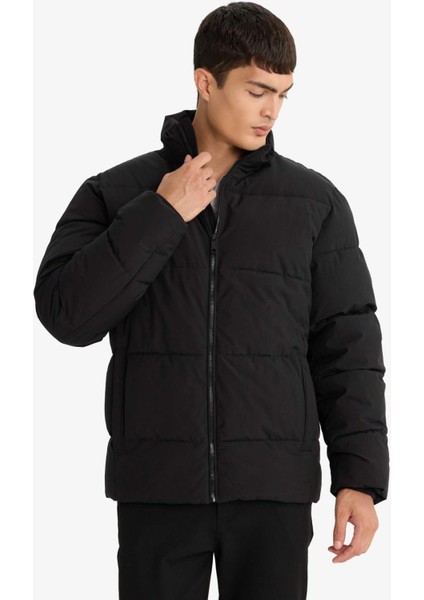 Su İtici Regular Fit Dik Yaka Fermuarlı Cepli Mont E9991AX25WN