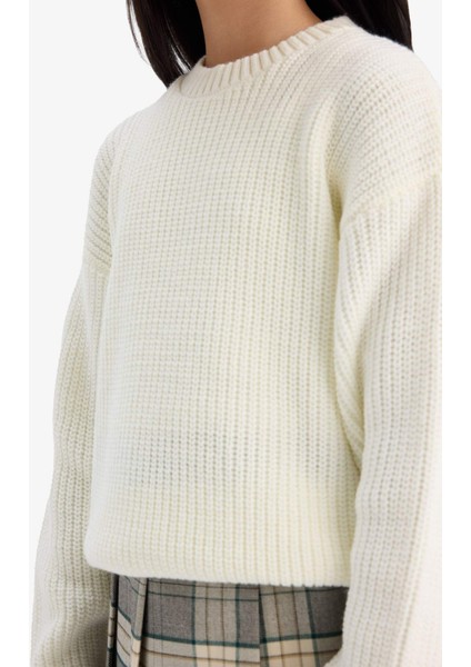 Kız Çocuk Standart Fit Bisiklet Yaka Triko Kazak C6909A825AU