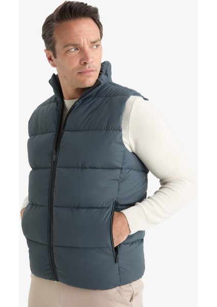 Su İtici Slim Fit Dar Kesim Dik Yaka Astarlı Fermuarlı Cepli Mevsimlik Baharlık Şişme Yelek C5630AX25AU