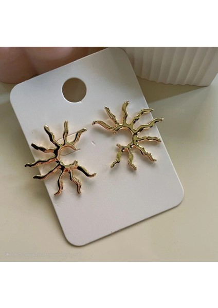 Güneş Model Gold Renkli Küpe modelleri