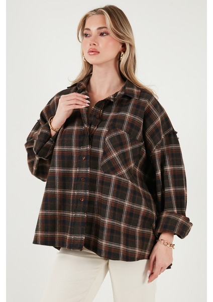 Ekoseli Pamuklu Oversize Fit Klasik Yaka Gömlek Bayan Gömlek 6835002