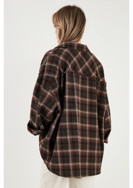 Ekoseli Pamuklu Oversize Fit Klasik Yaka Gömlek Bayan Gömlek 6835002