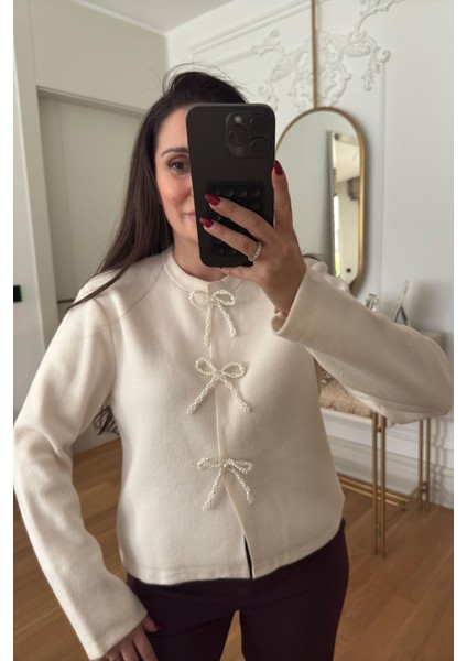 Inci Fiyonklu Tasarım Hırka- Ekru indirimleri