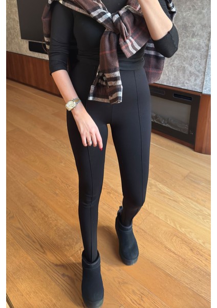 Önü Nevürlü Paça Detay Tayt- Siyah