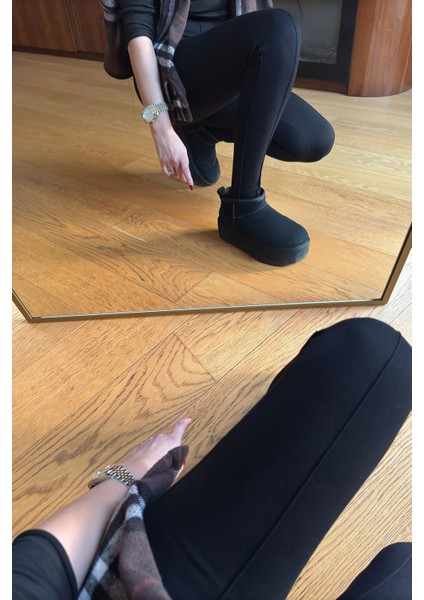 Önü Nevürlü Paça Detay Tayt- Siyah fiyatları