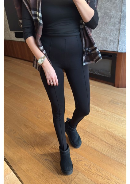 Önü Nevürlü Paça Detay Tayt- Siyah modelleri