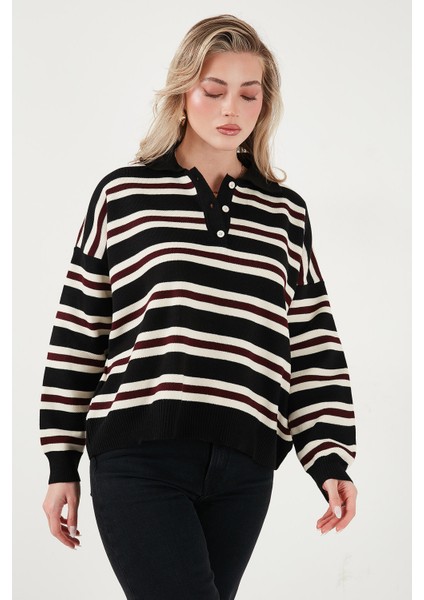 Çizgili Oversize Fit Düğmeli Polo Yaka Kazak Bayan Polo Yaka Kazak 4615259 modelleri