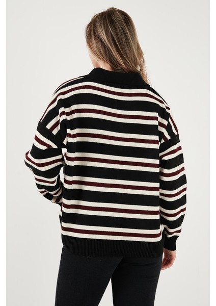 Çizgili Oversize Fit Düğmeli Polo Yaka Kazak Bayan Polo Yaka Kazak 4615259