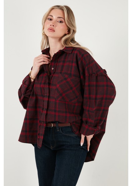 Ekoseli Pamuklu Oversize Fit Klasik Yaka Gömlek Bayan Gömlek 6835002 fırsatları