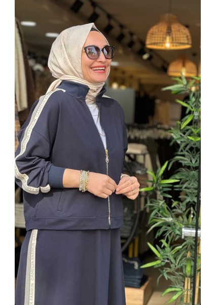 1.sınıf Krep Kumaş Etekli Takım-Camelya