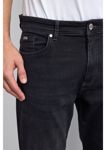 Pamuklu Baggy Fit Normal Bel Düz Paça Jeans Erkek Kot Pantolon B35W35001 102 fırsatları
