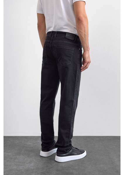 Pamuklu Baggy Fit Normal Bel Düz Paça Jeans Erkek Kot Pantolon B35W35001 102
