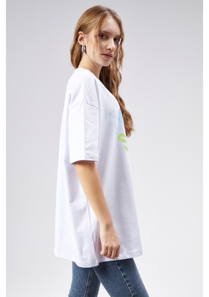 Kadın Bisiklet Yaka Baskılı Kısa Kollu Oversize Tişört