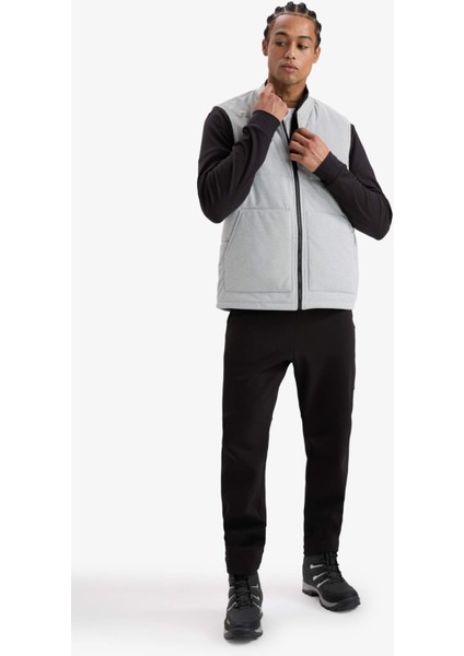 Regular Fit Dik Yaka Fermuarlı Cepli Mevsimlik Yelek E8777AX25AU