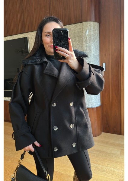 Yakası Kürklü Kaşe Kaban- Siyah